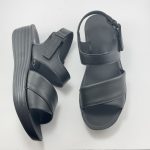 صندل زنانه مدل چرمی چسبی